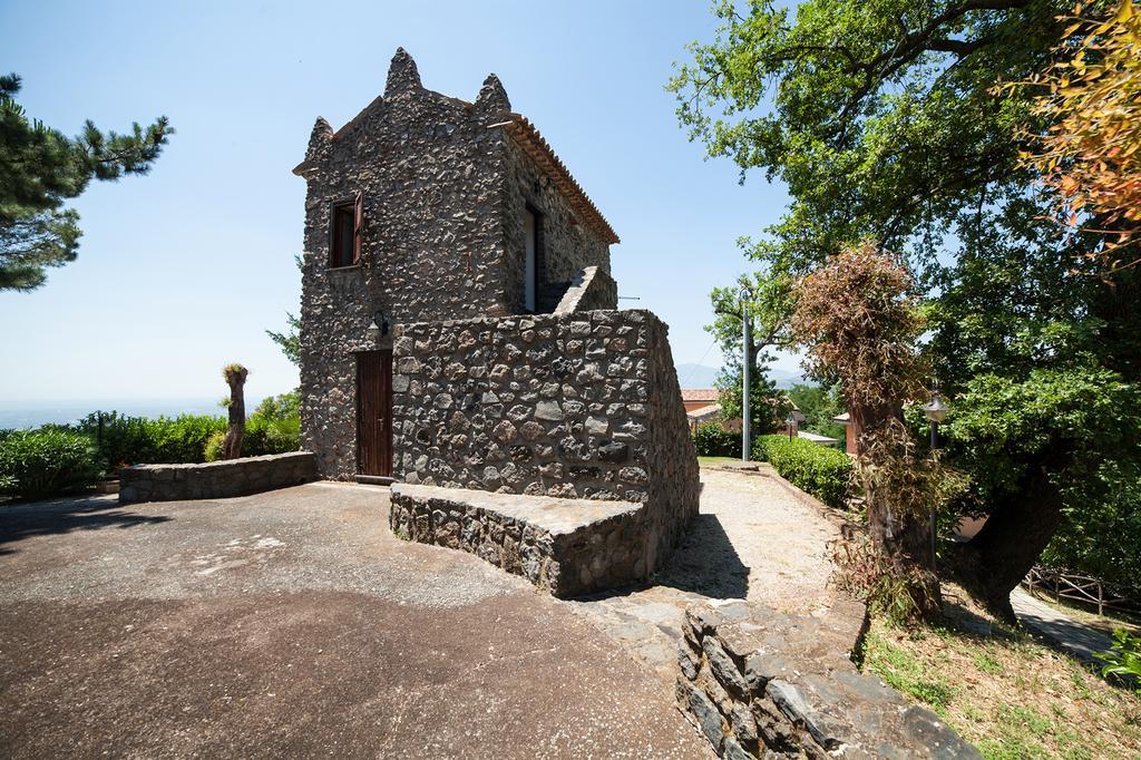 Agriturismo La Molara Sessa Aurunca Luaran gambar