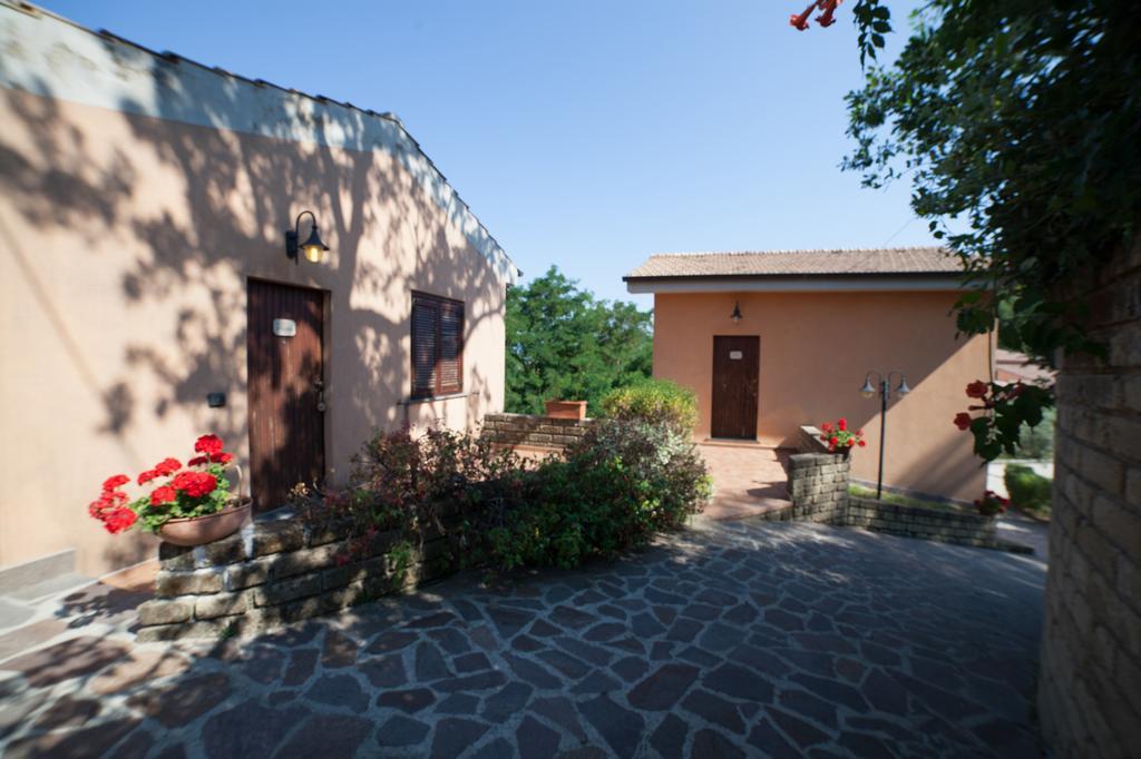 Agriturismo La Molara Sessa Aurunca Luaran gambar